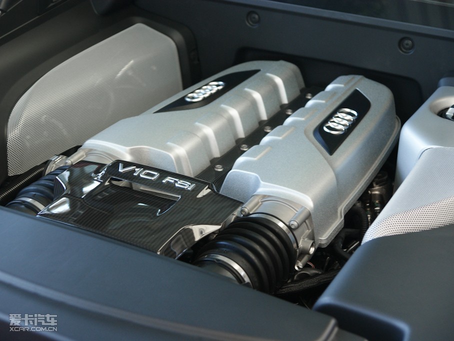 2010WR8 Coupe 5.2 FSI