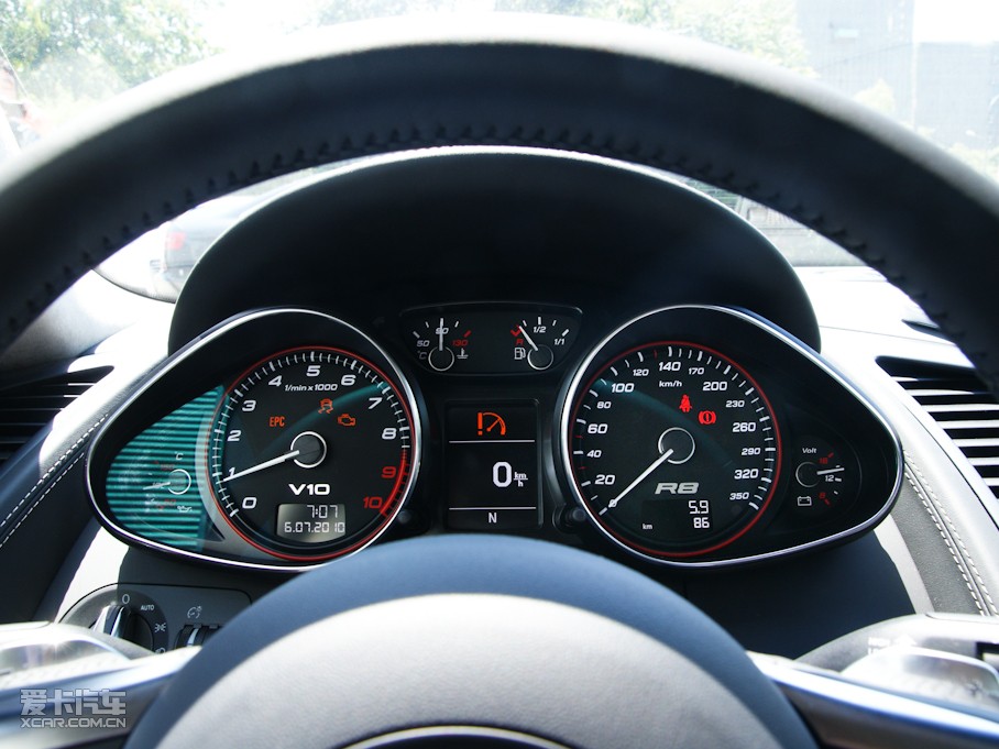 2010WR8 Coupe 5.2 FSI