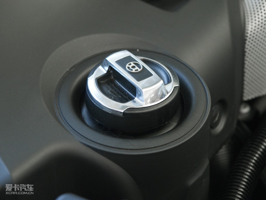 2010WR8 Coupe 5.2 FSI