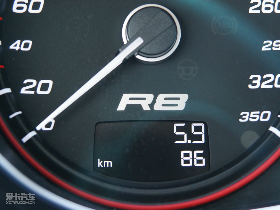 2010WR8 Coupe 5.2 FSI