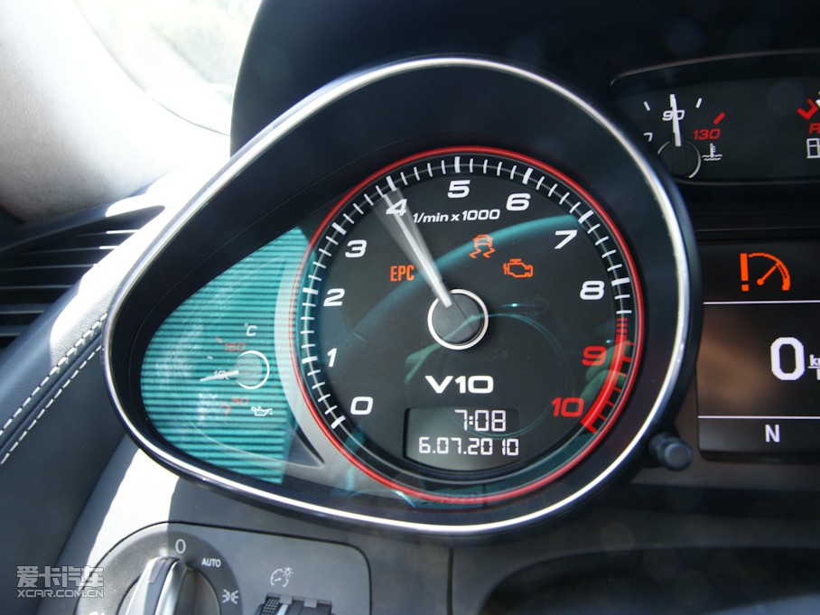 2010WR8 Coupe 5.2 FSI