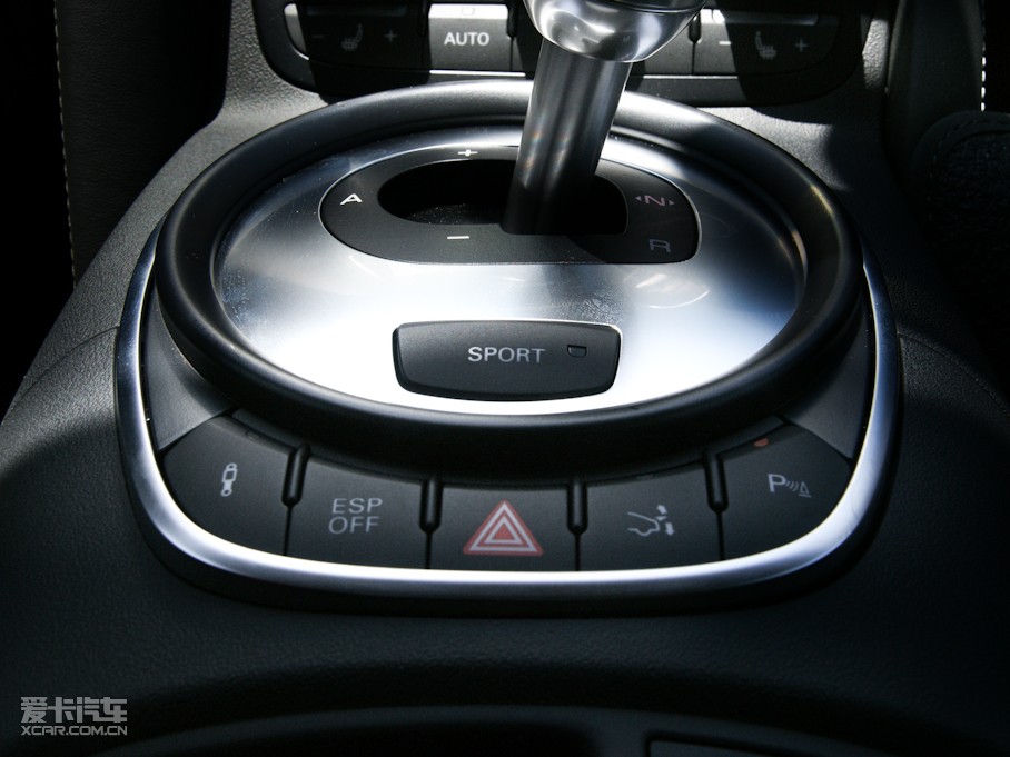 2010WR8 Coupe 5.2 FSI