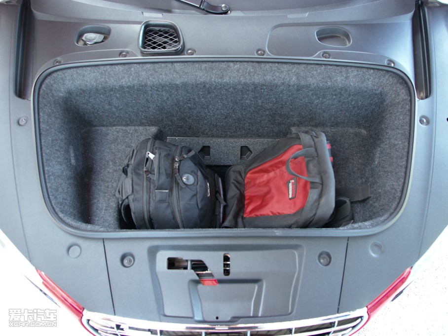 2010WR8 Coupe 5.2 FSI