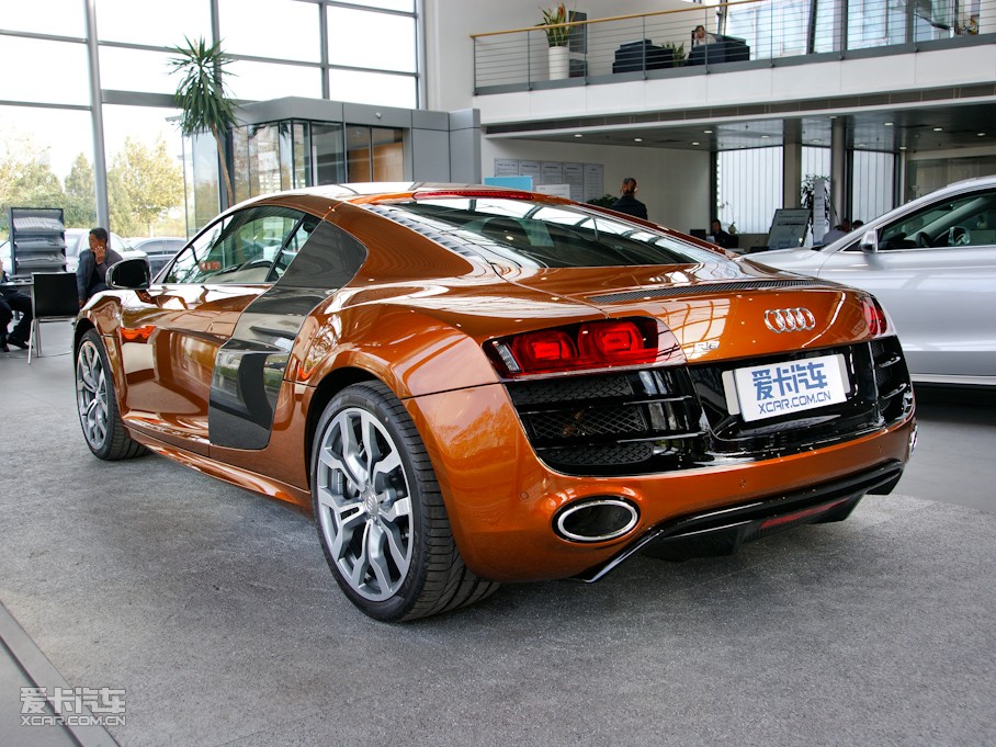 2010WR8 Coupe 5.2 FSI