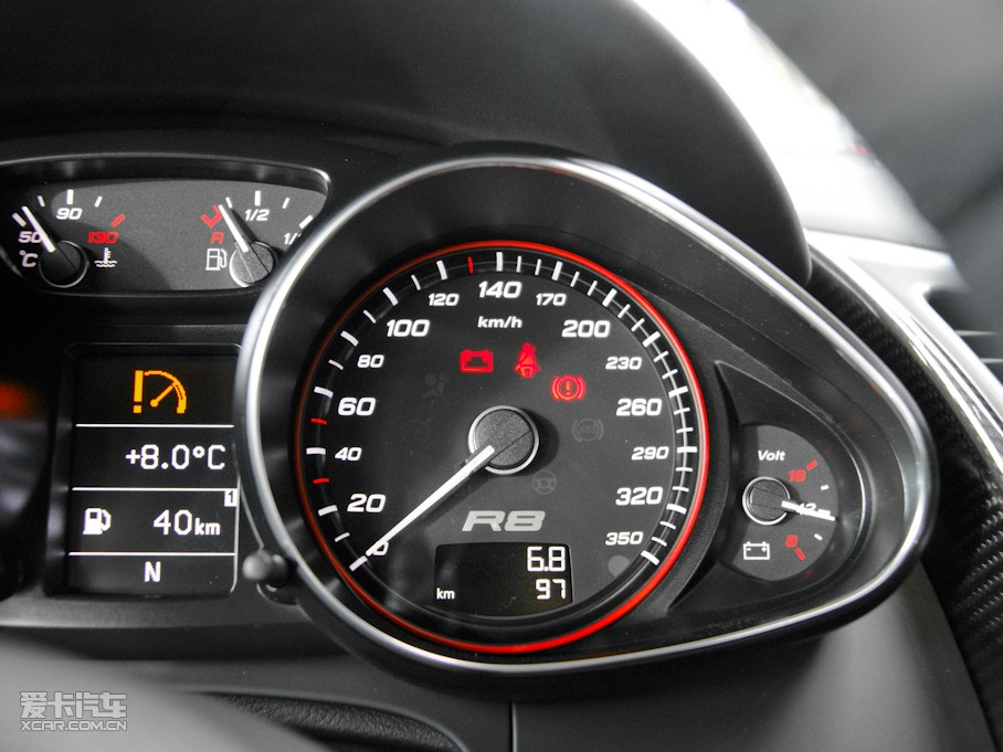 2010WR8 Coupe 5.2 FSI