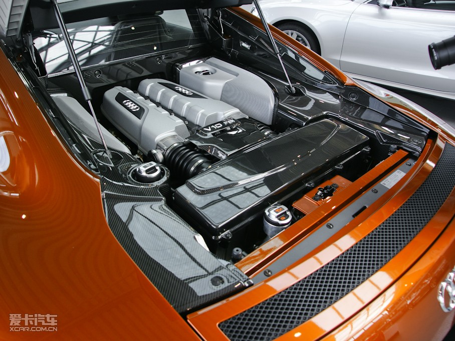 2010WR8 Coupe 5.2 FSI