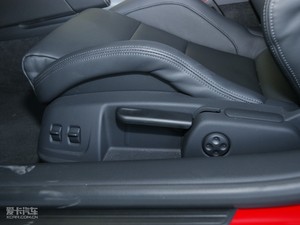 2010款Coupe 5.2 FSI 主驾驶座椅调节