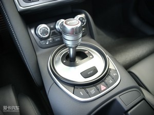 2010款Coupe 5.2 FSI 换挡杆