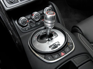 2010Coupe 5.2 FSI п؅^