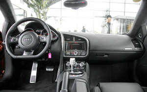 2010Coupe 5.2 FSI п؅^