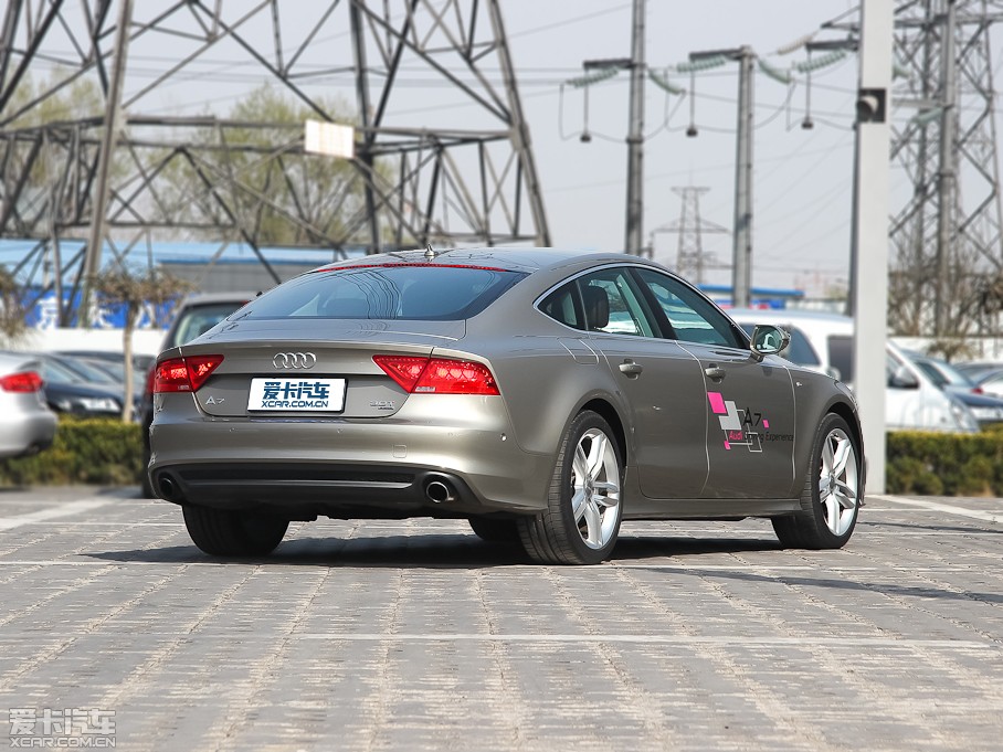 2012��W��A7 3.0TFSI quattro���A��