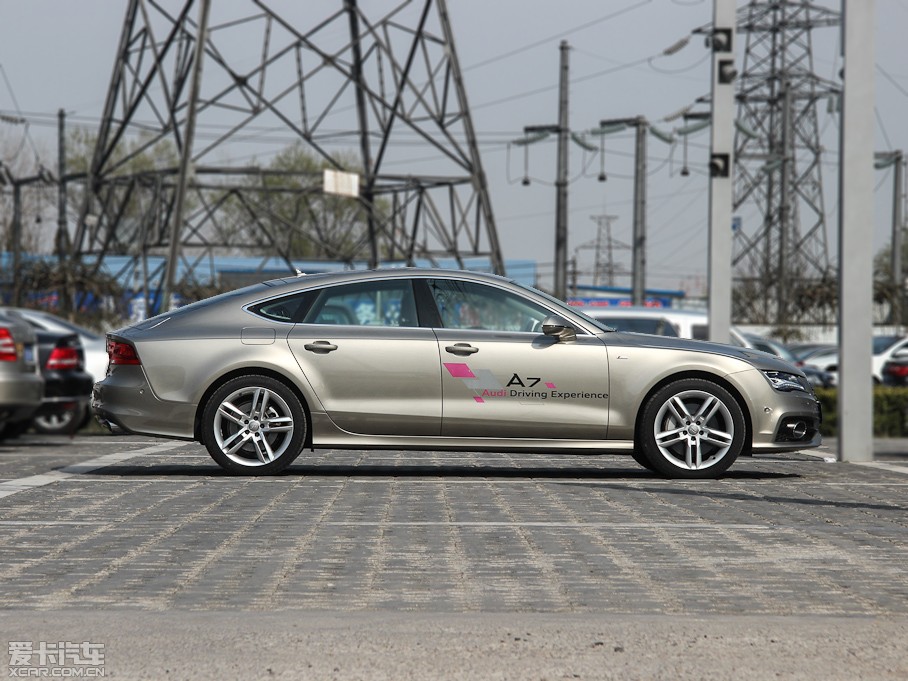 2012��W��A7 3.0TFSI quattro���A��