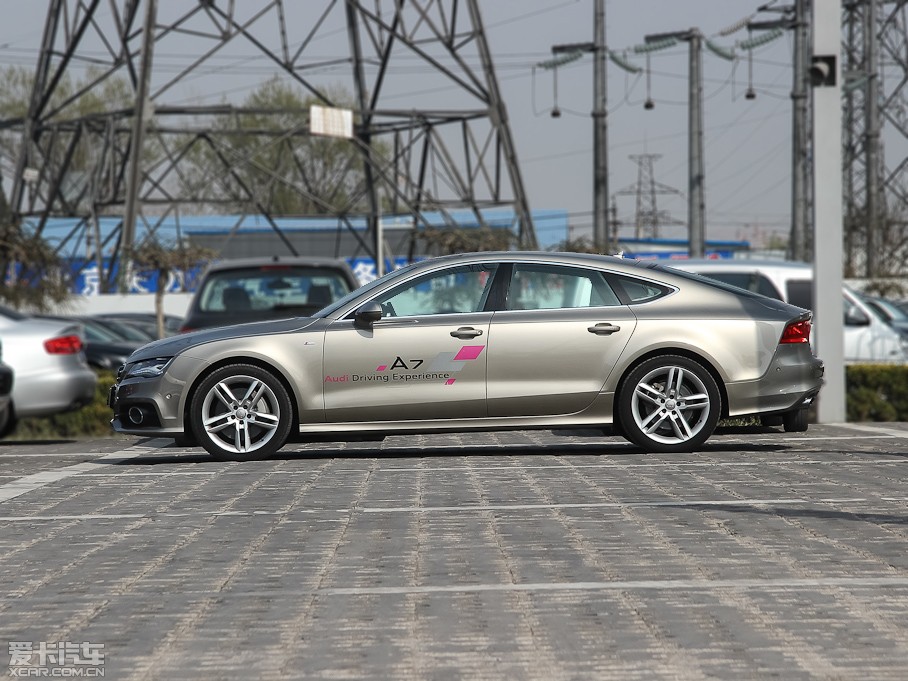 2012��W��A7 3.0TFSI quattro���A��