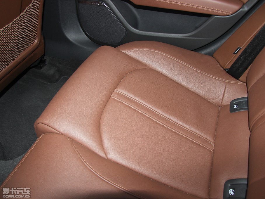 2012?yun)WA7 3.0TFSI quattroA