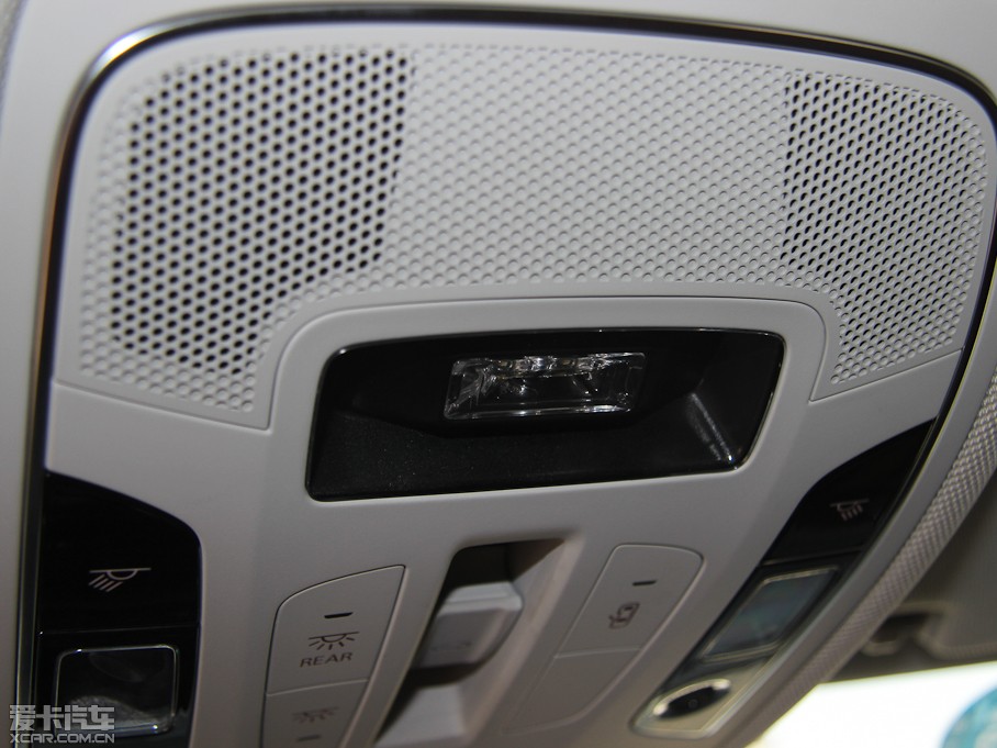 2012?yun)WA7 3.0TFSI quattroA