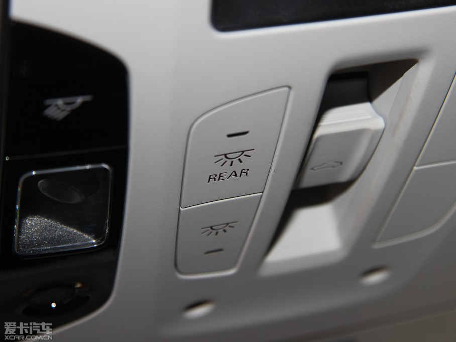 2012?yun)WA7 3.0TFSI quattroA