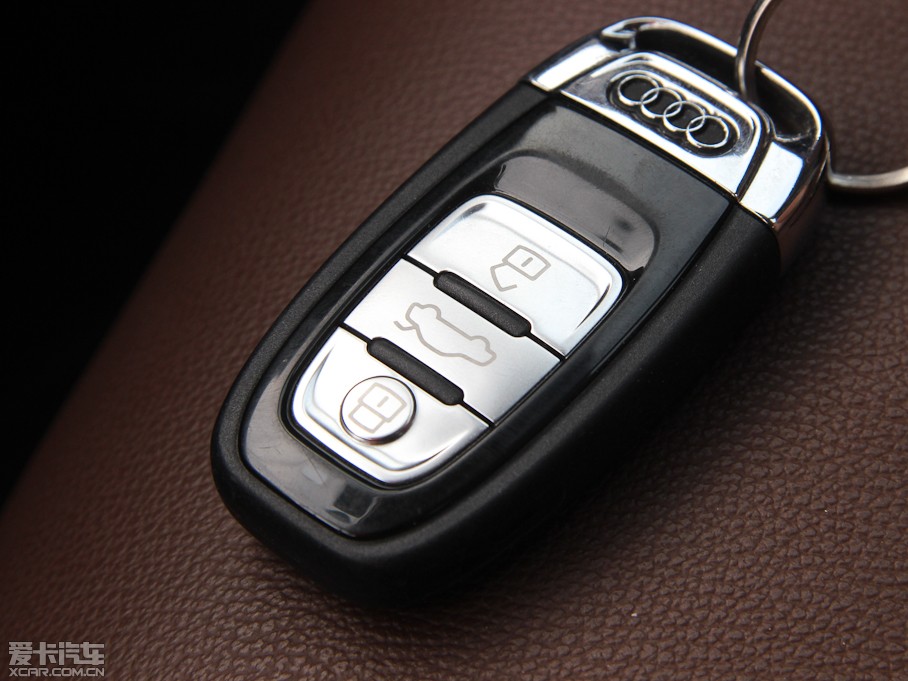 2012��W��A7 3.0TFSI quattro���A��