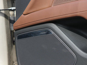 20123.0TFSI quattroA п؅^