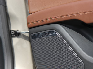 20123.0TFSI quattroA п؅^