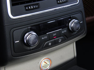 20123.0TFSI quattroA п؅^