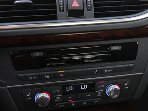 20123.0TFSI quattroA п؅^