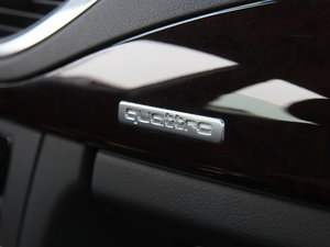 20123.0TFSI quattroA п؅^