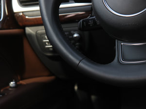 20123.0TFSI quattroA п؅^