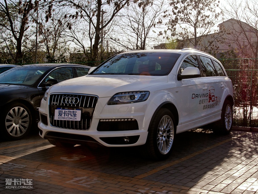 2011?yun)WQ7 3.0TFSI ͸߹ʰ