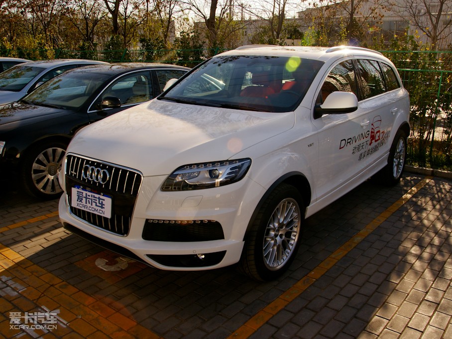 2011?yun)WQ7 3.0TFSI ͸߹ʰ