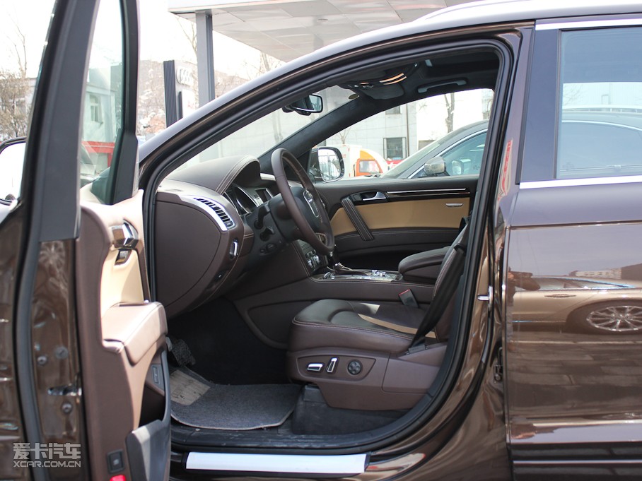 2011WQ7 3.0TFSI ͵͹ʰ