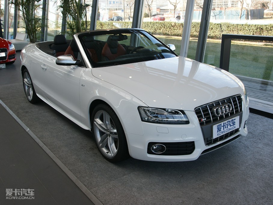 2010?yun)WS5 Cabriolet 3.0T Cabriolet
