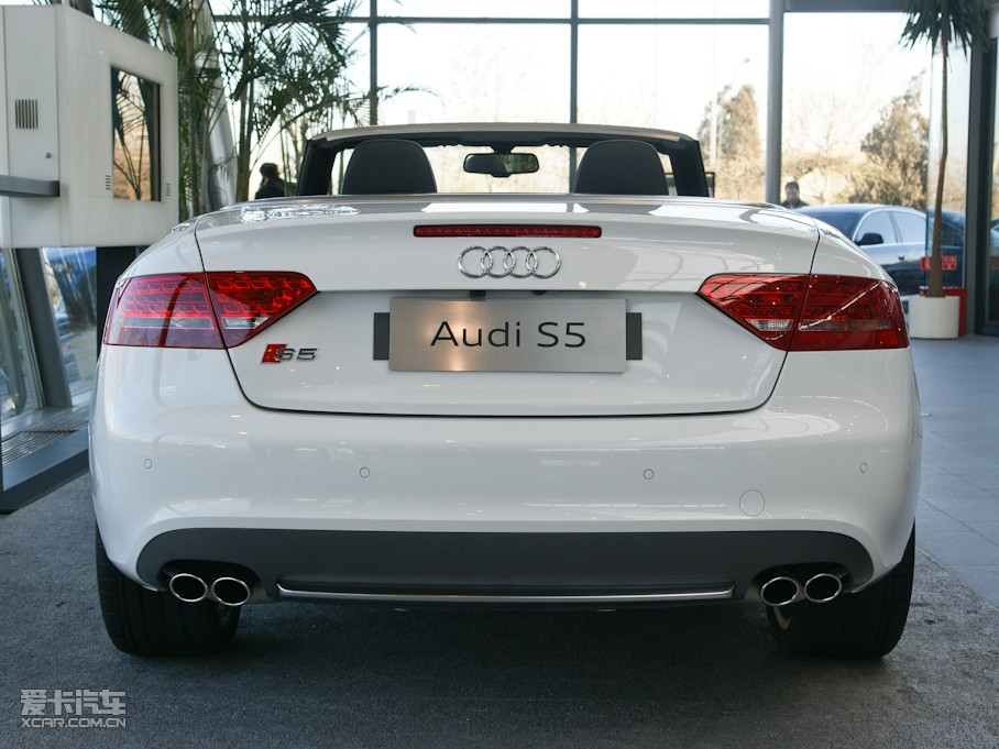 2010WS5 Cabriolet 3.0T Cabriolet