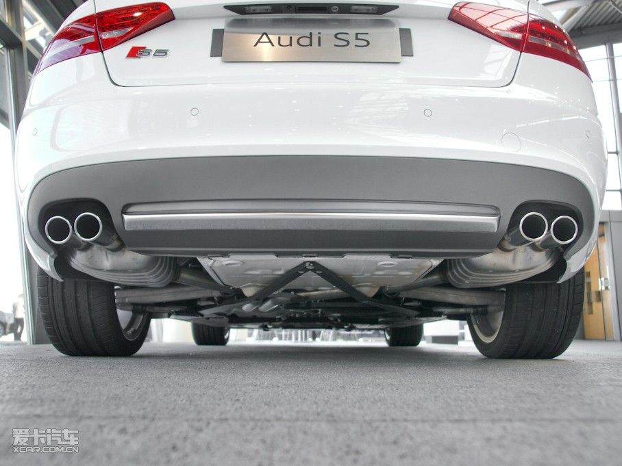 2010?yun)WS5 Cabriolet 3.0T Cabriolet