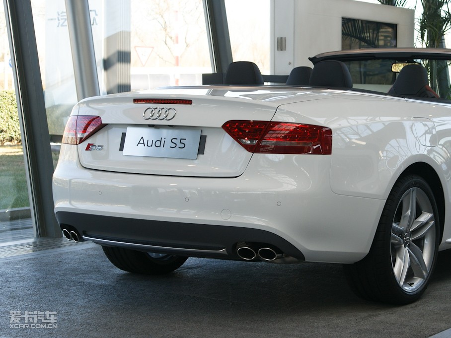 2010WS5 Cabriolet 3.0T Cabriolet