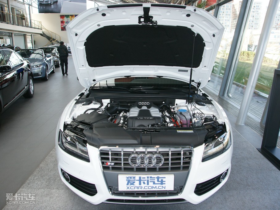 2010WS5 Cabriolet 3.0T Cabriolet