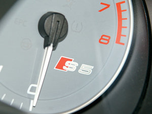 20103.0T Cabriolet п؅^