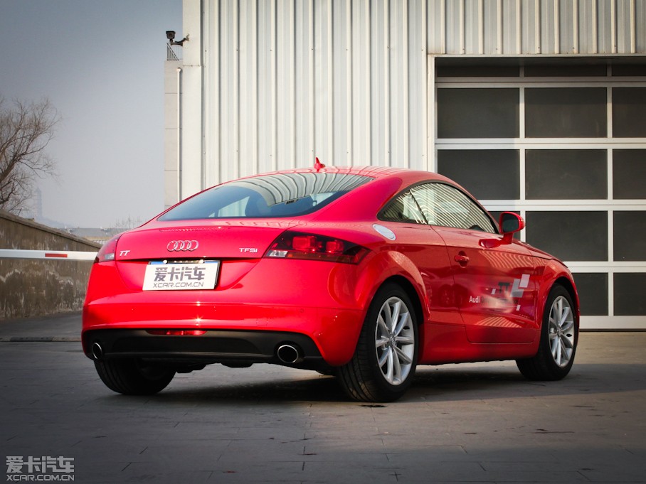 2011?yun)WTT Coupe 2.0TFSI Coupe