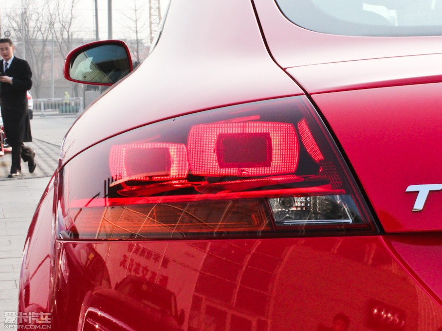 2011WTT Coupe 2.0TFSI Coupe