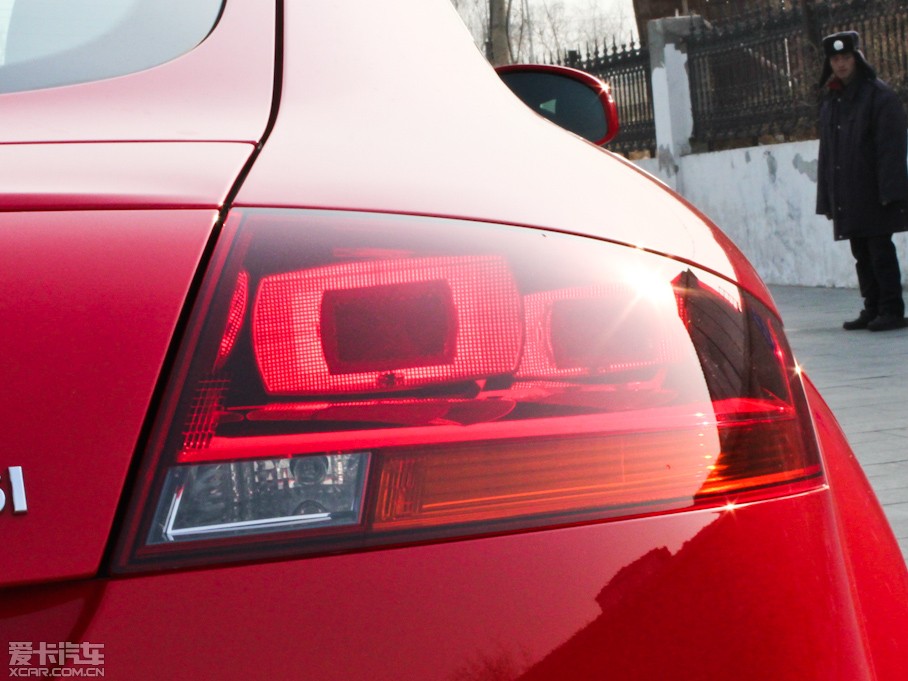 2011WTT Coupe 2.0TFSI Coupe