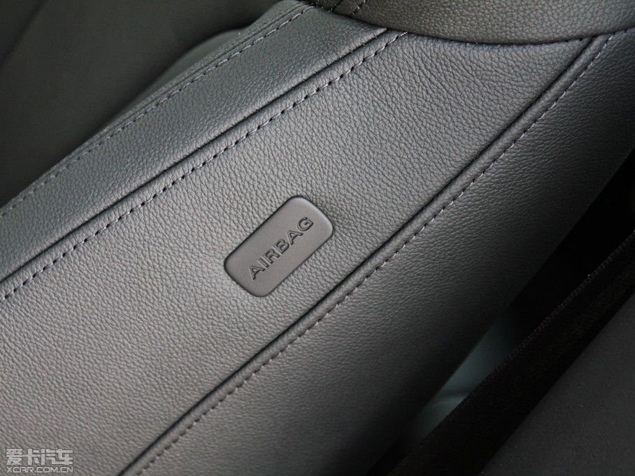 2011WTT Coupe 2.0TFSI Coupe