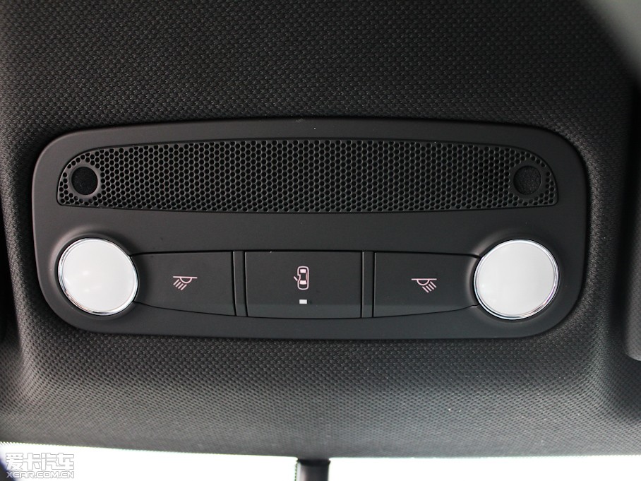 2011WTT Coupe 2.0TFSI Coupe