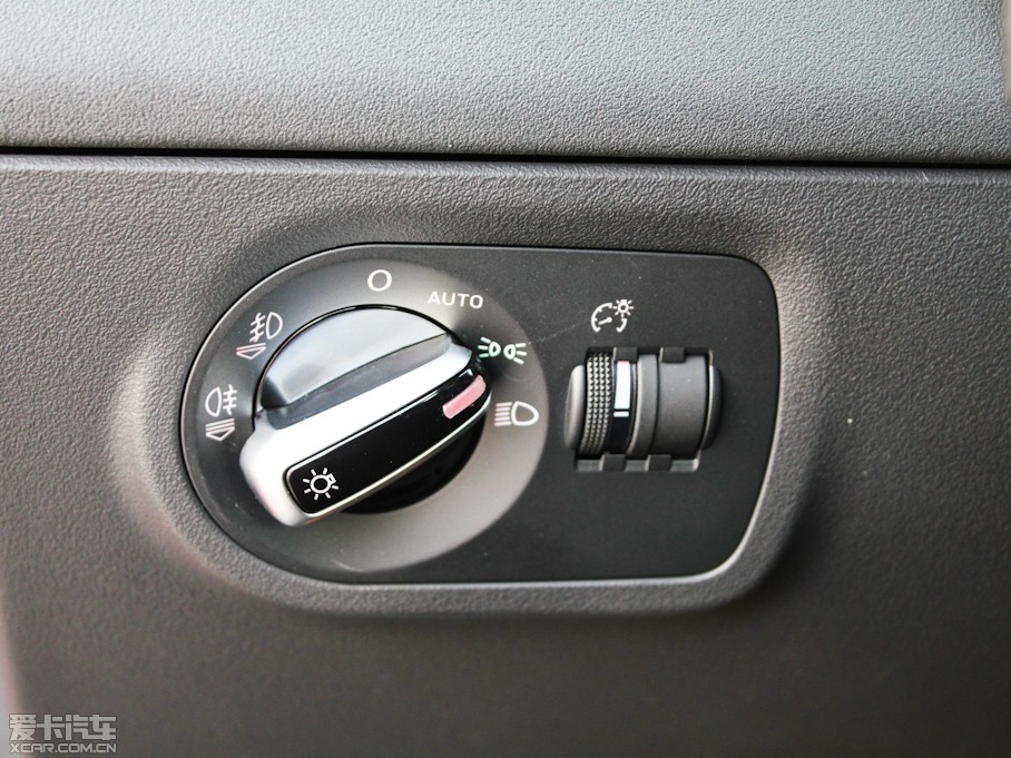 2011WTT Coupe 2.0TFSI Coupe