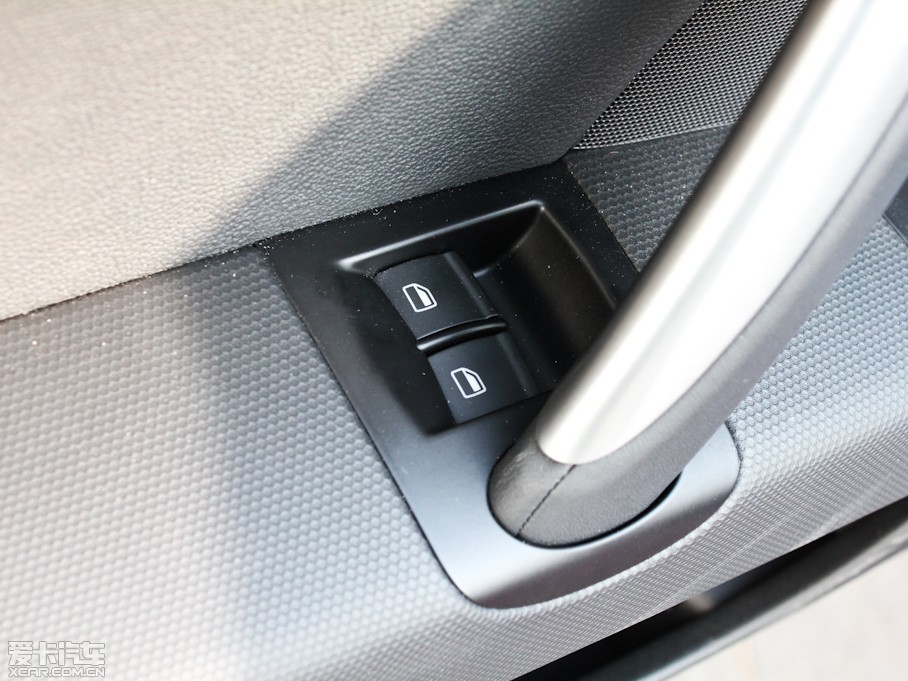 2011WTT Coupe 2.0TFSI Coupe