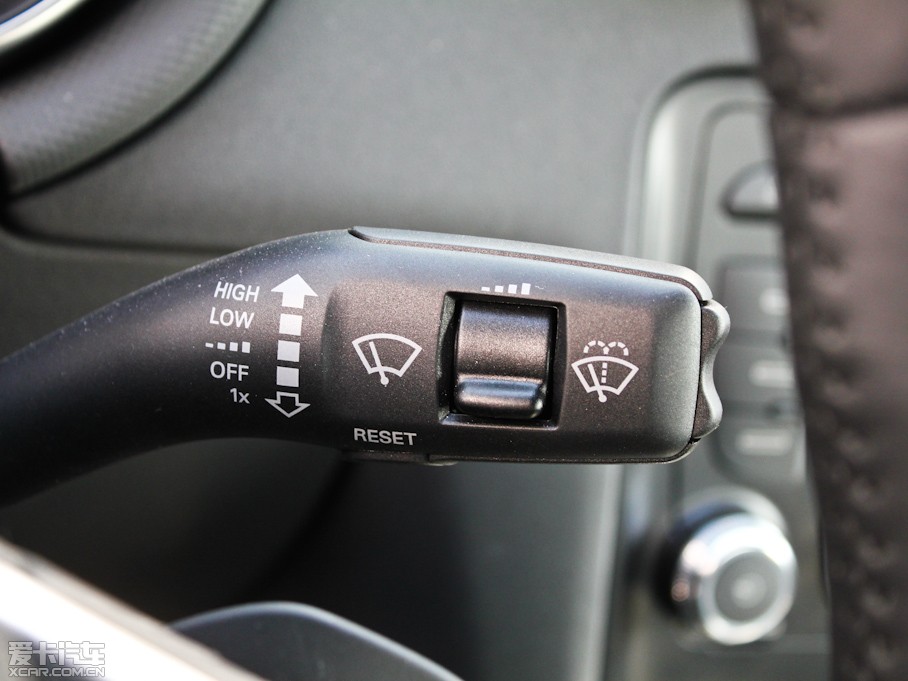 2011?yun)WTT Coupe 2.0TFSI Coupe