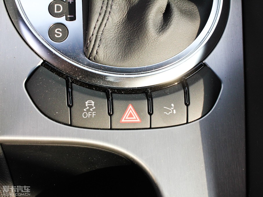 2011WTT Coupe 2.0TFSI Coupe