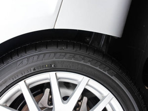 20112.0TFSI Roadster ^