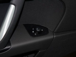 20112.0TFSI Roadster g