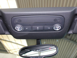 20112.0TFSI Roadster g