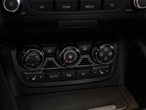 20112.0TFSI Roadster п؅^