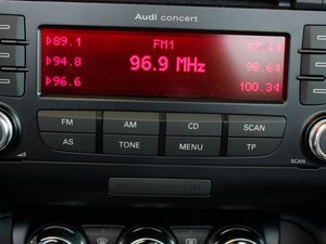 20112.0TFSI Roadster п؅^